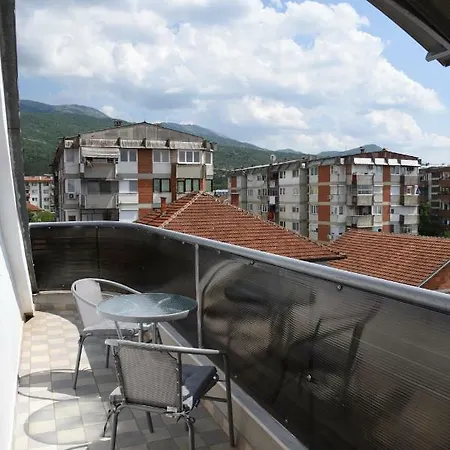 Mihail's In - 2 Apartment *